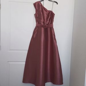 Kay Unger one shoulder A-line satin gown